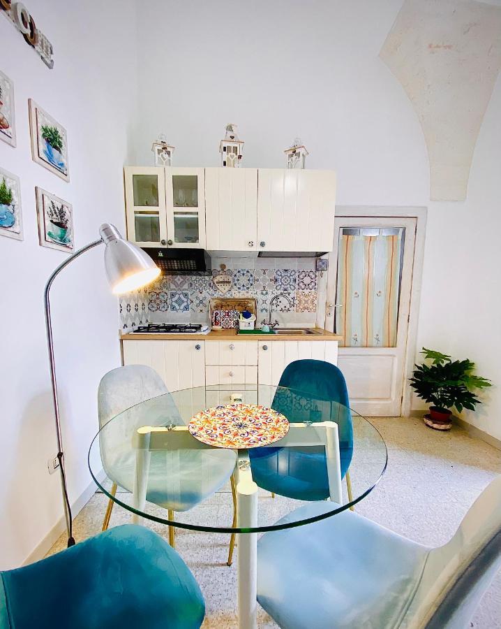 Casa Agrumeto 28 オストゥーニ エクステリア 写真